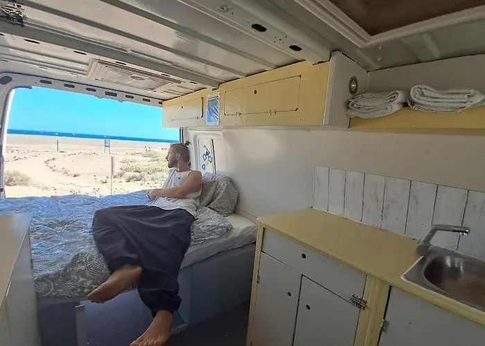 Slow-Life Campervan, Kueche, Dusche, Queen-Size Bett, Solar